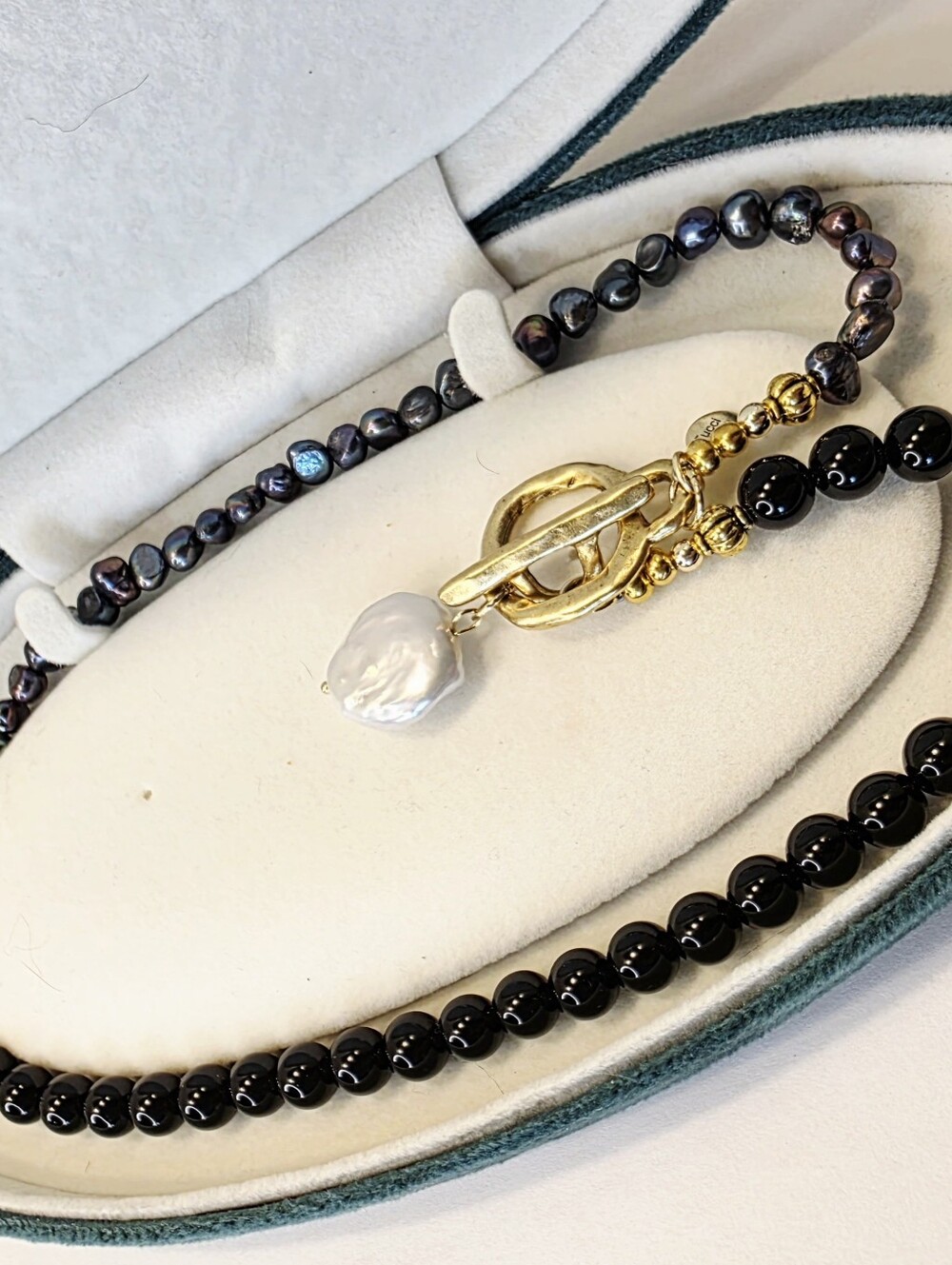 Baroque Pearl Pendant Necklace by Fucci Minnulli NWT
